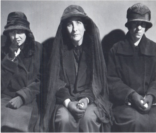 Fig. 1 Three Mothers in Fritz Lang's M (1931)